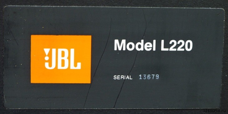 JBL L220
